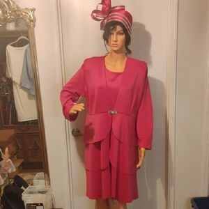 Chic Fuchsia Women's Skirt Set